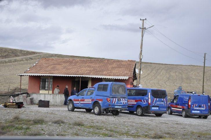 Yangın çıkan ev kullanılamaz hale geldi G4