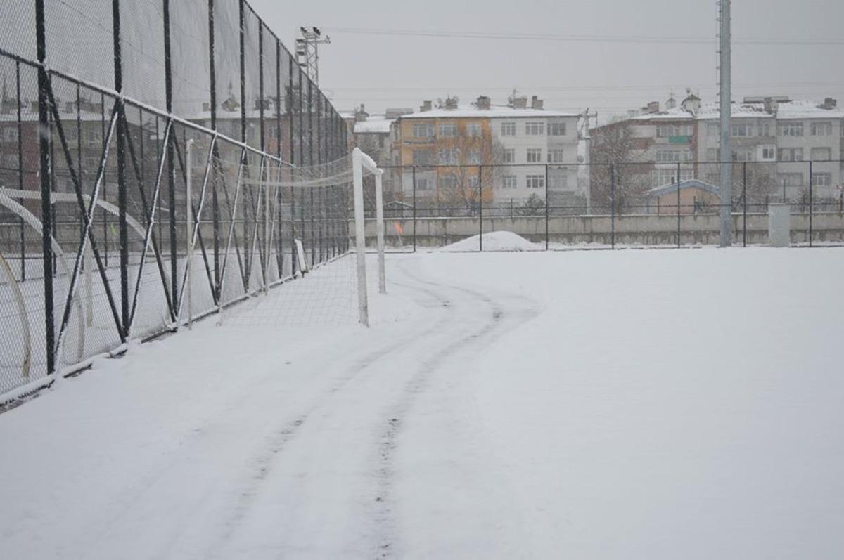 Kayseri&rsquo;de t&uuml;m amat&ouml;r ma&ccedil;lar ertelendi