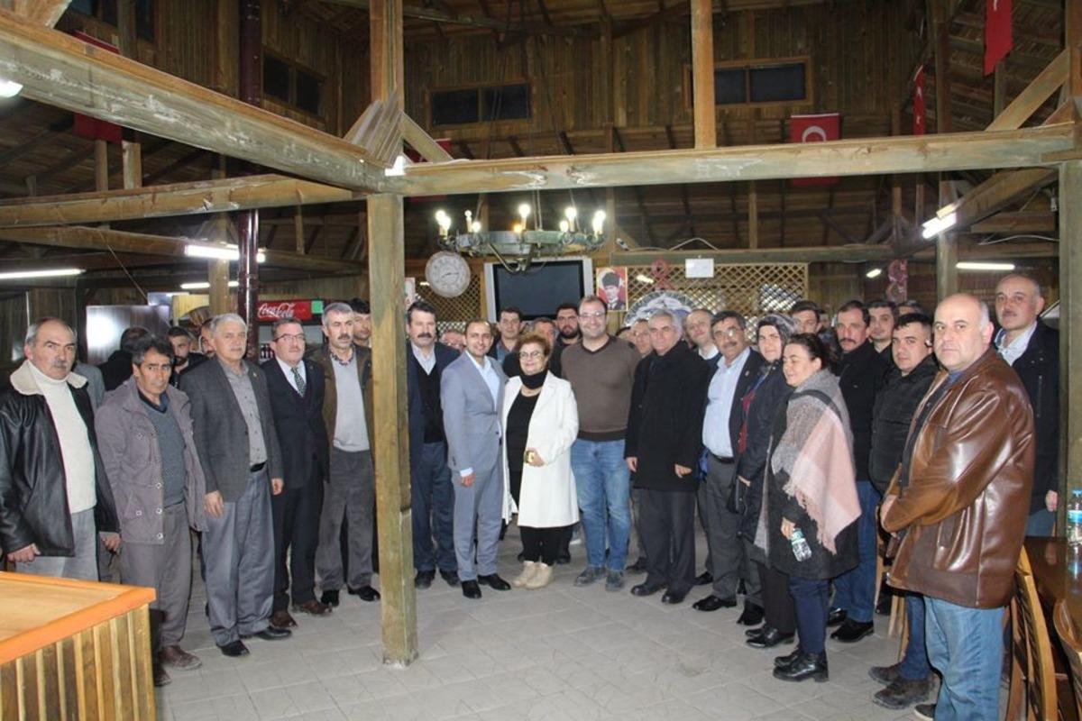 İl&ccedil;e Tarım M&uuml;d&uuml;r&uuml; Altıntaş i&ccedil;in veda yemeği