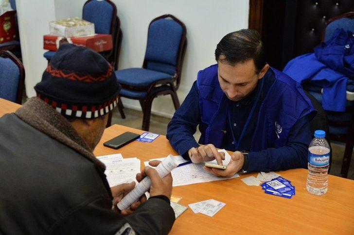 Mersin’de sel mağduru 300 haneye 960’ar lira nakdi yardım yapıldı G3