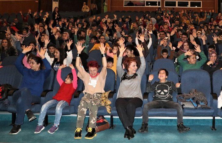 Çocuklar, Nasreddin Hoca ile eğlendi G1