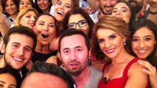 Esra Erol'dan canlı yayın selfie'si