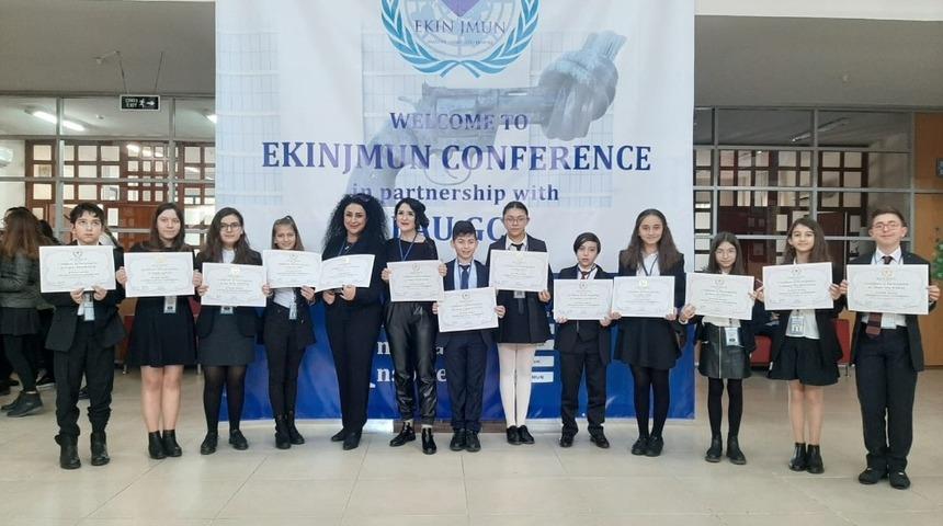 Uluslararası konferansta Samsunlu &ouml;ğrenciye &ouml;d&uuml;l