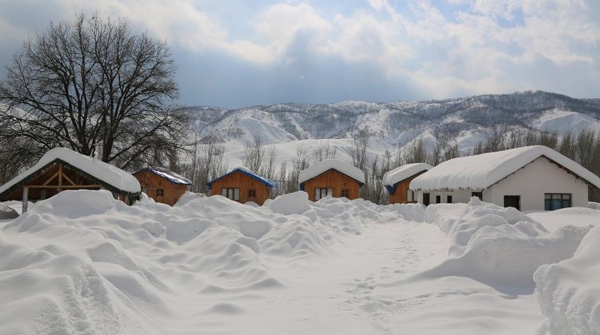 Doğu Karadeniz&rsquo;de yoğun kar uyarısı