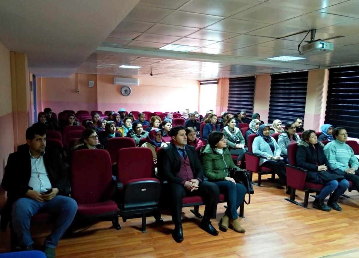 Bozdoğan&rsquo;da kantincilere hijyen eğitimi verildi