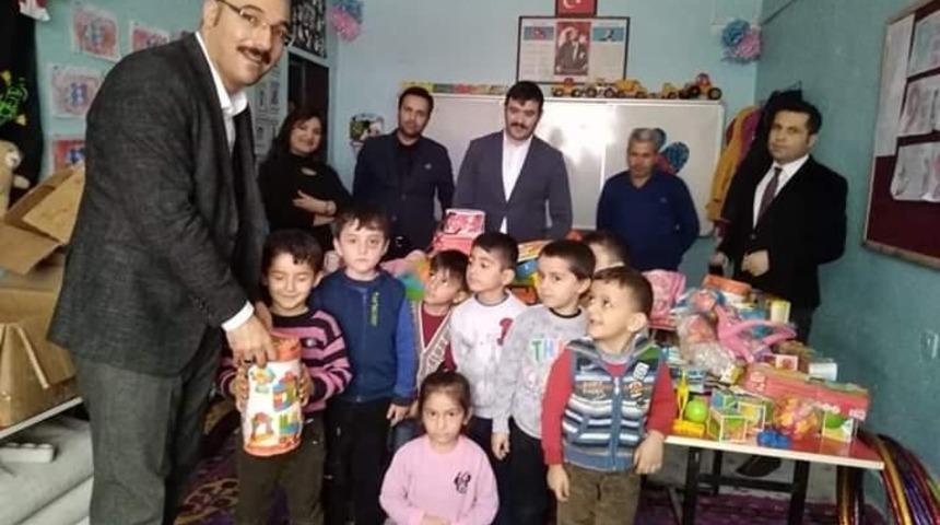 Başkan D&uuml;ndar minik &ouml;ğrencilerle bir araya geldi