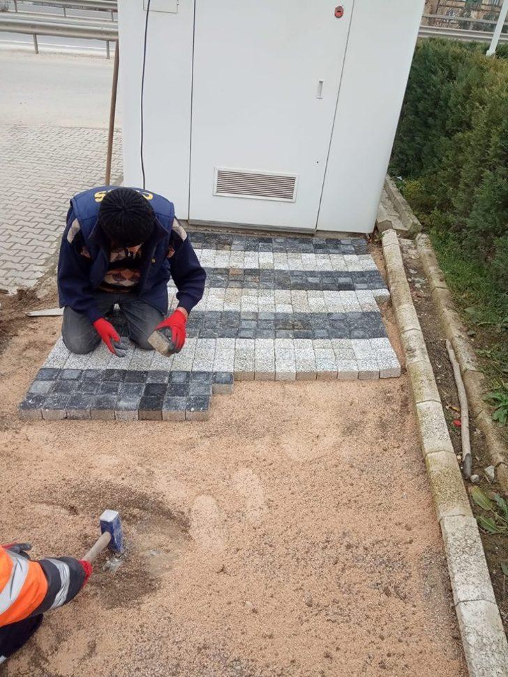 Bayırköy’de deforme olan kaldırımların yenileniyor G3