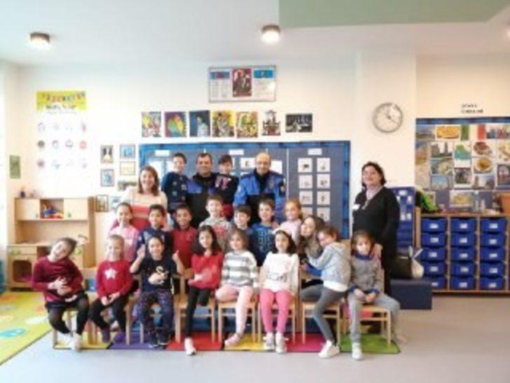 Minik öğrencilere meslek tanıtımı G1