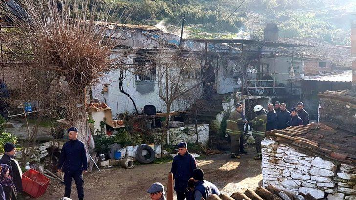 İzmir'de acı olay... Yaşlı çift yangında öldü G1