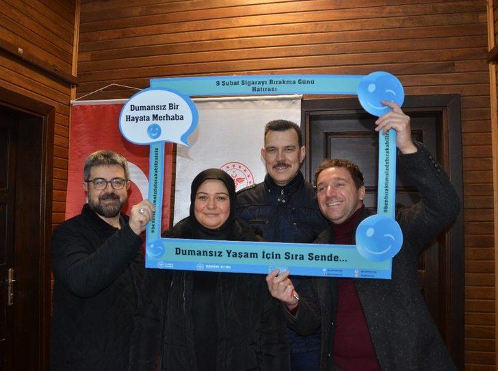 Kar yağışı sigarayla mücadeleye engel olmadı G5