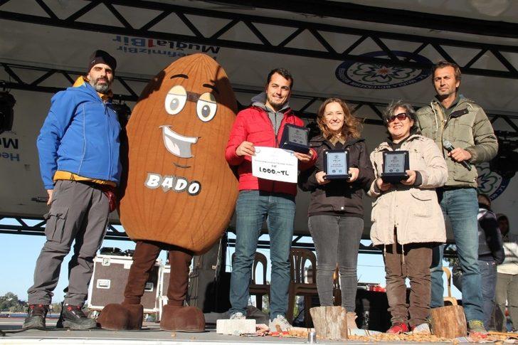 Badem festivalinde en iri yetiştirici ve en çok kıranlar ödüllendirildi G3