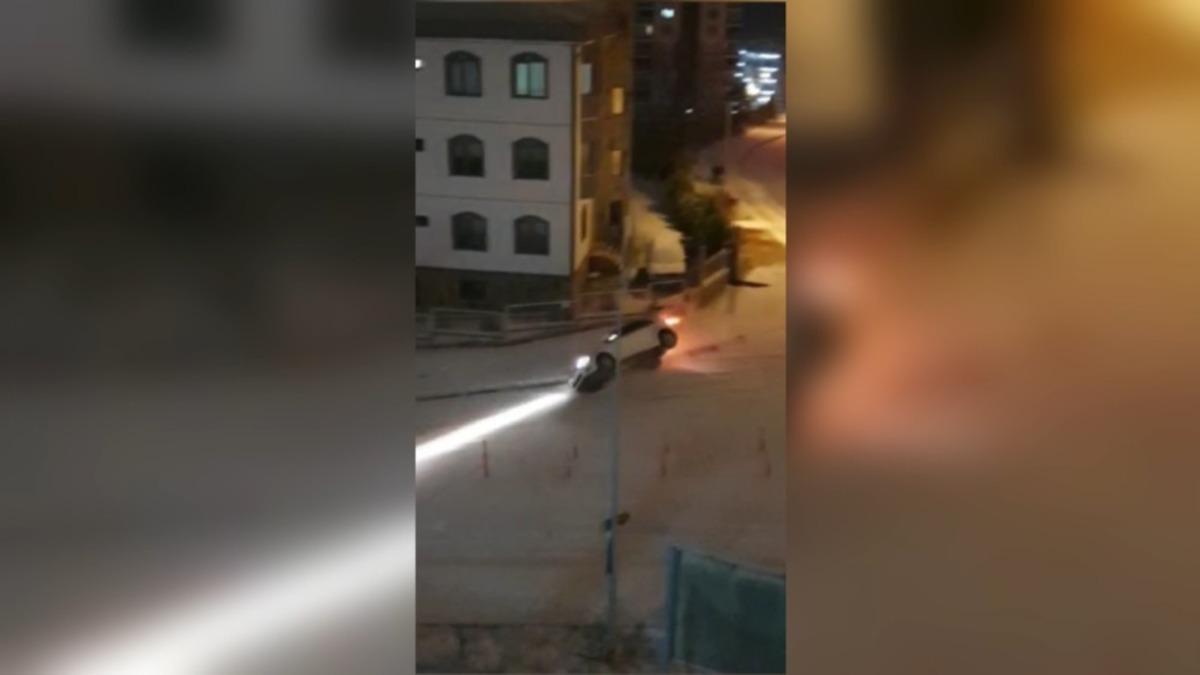 Karda kayan ara&ccedil;ların kaza anları &ccedil;ığlık &ccedil;ığlığa kamerada