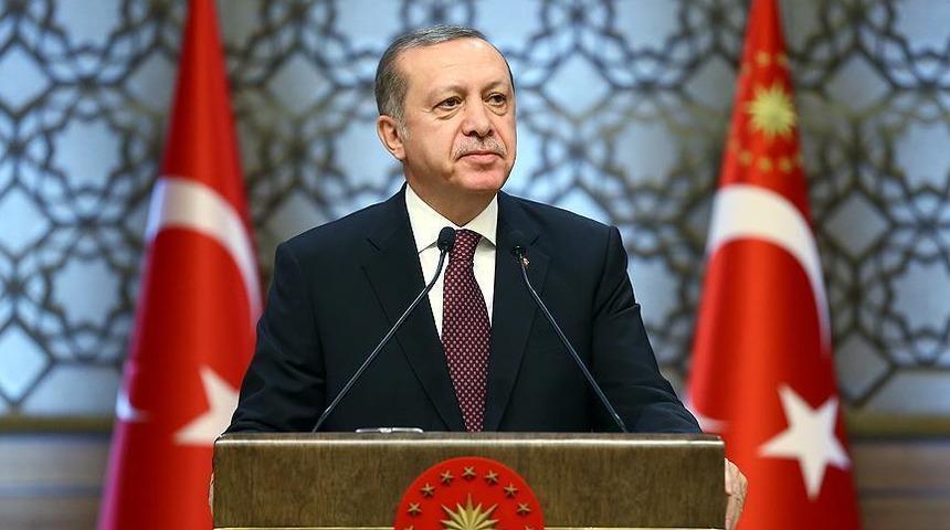 Cumhurbaşkanı Erdoğan'dan Cahit Zarifoğlu ve Abdurrahim Karakoç paylaşımı