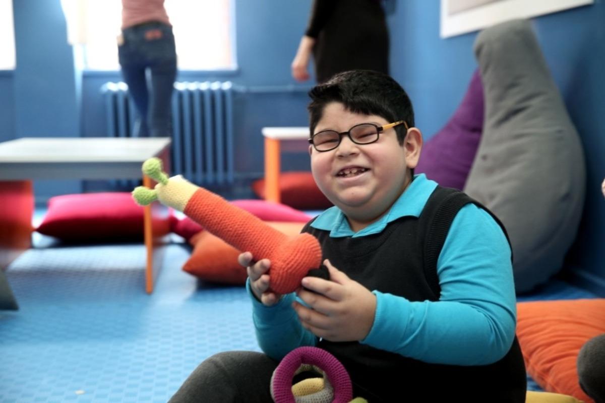 Olgun gen&ccedil;lerden anlamlı hediye