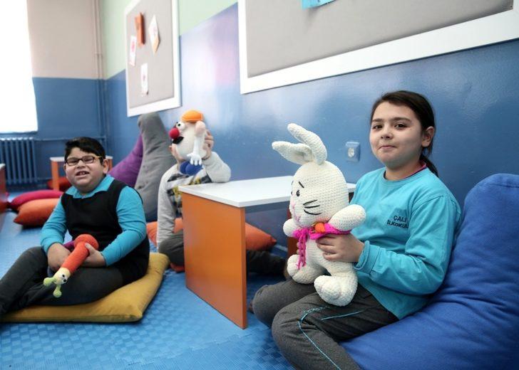 Olgun gençlerden anlamlı hediye G3