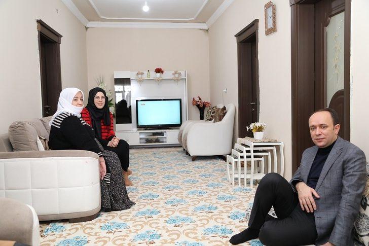 Kaymakam Solak şehit ailelerini evlerinde ziyaret etti G3