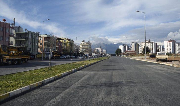 Şafak mahallesinde asfalt yenileme çalışşması G5