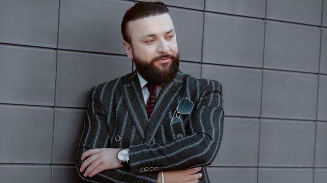 Model Hikmat Kucher: “Kadına şiddet tüm insanlığa şiddettir”