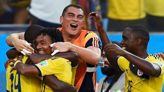 Mondragon tarihe geçti, Kolombiya tur atladı