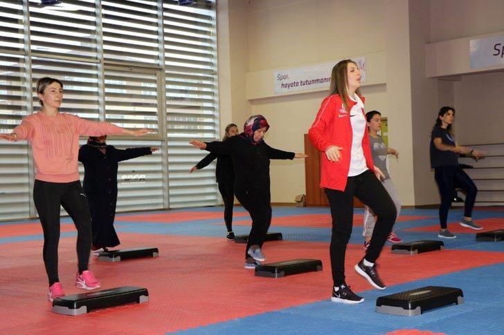 Emekliliğindeki boş zamanlarını spor yaparak değerlendiriyor G4