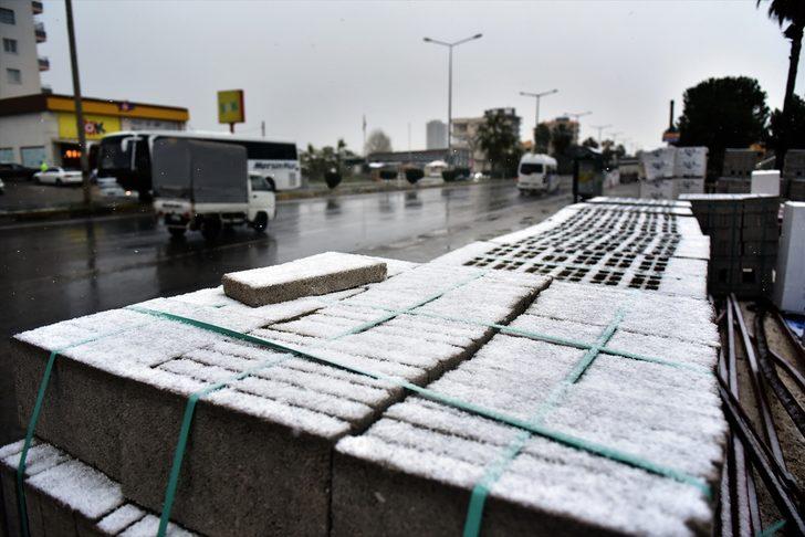 Mersin'de 5 yıl aradan sonra ilk kez yağdı G4