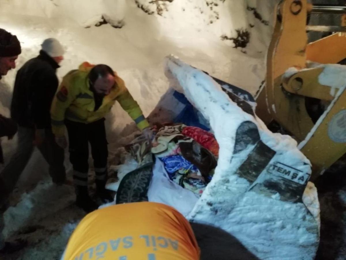 Karla m&uuml;cadele &ccedil;alışmalarında hastalar da ihmal edilmedi