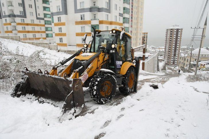 Başkan Kibar: "Gün boyu hizmette, gece boyu nöbetteyiz" G1