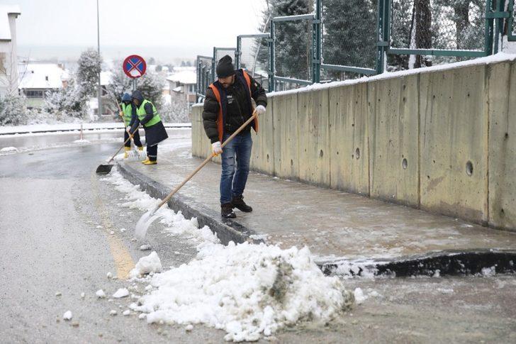 Başkan Kibar: "Gün boyu hizmette, gece boyu nöbetteyiz" G3