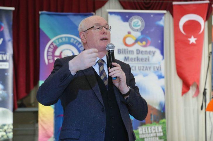 Başkan Kurt çocuklarla deney yaptı G2