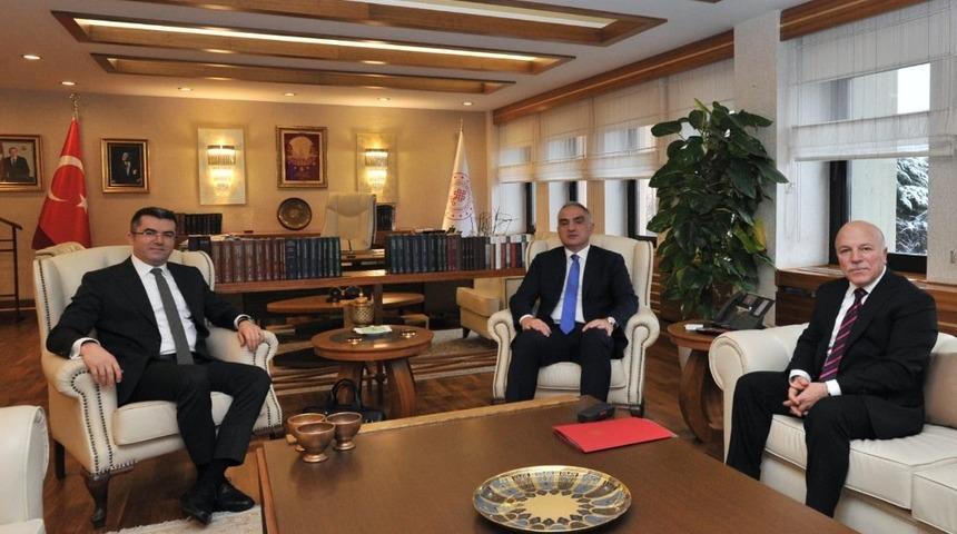 Bakan Ersoy&rsquo;a Erzurum ile ilgili turizm sunumu