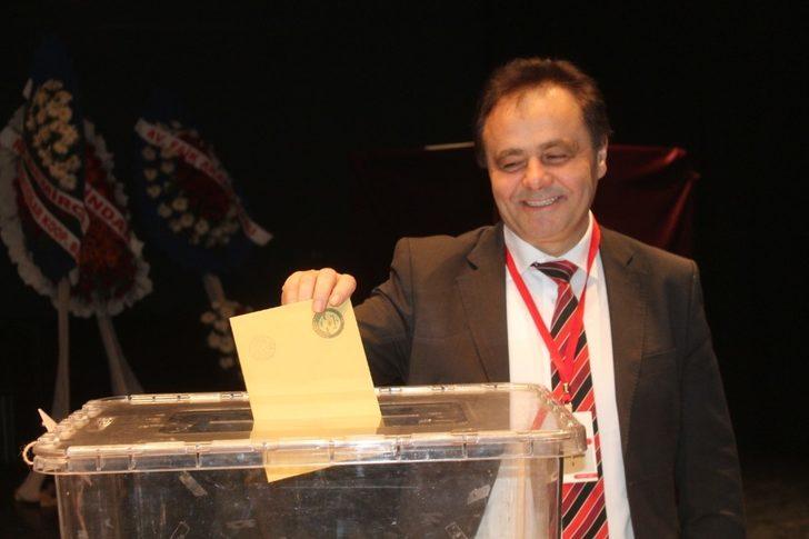 CHP Bilecik İl Başkanı Yaşar oldu G4