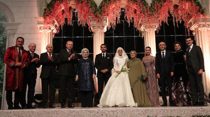 Cumhurbaşkanı Erdoğan nikah şahidi oldu