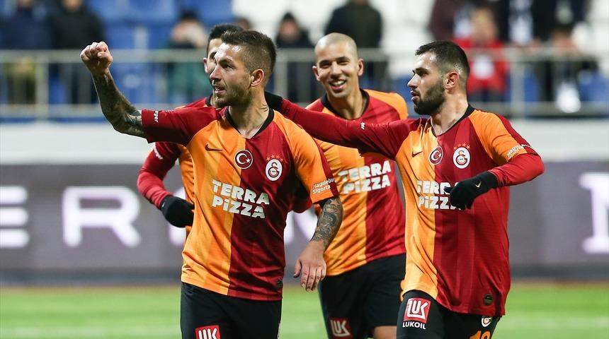 Galatasaraylı Emre Akbaba, Adem Büyük ve Seri'nin açıklamaları
