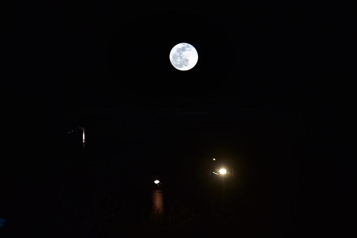 Dolunaylı İstanbul manzarası görenleri mest etti G2