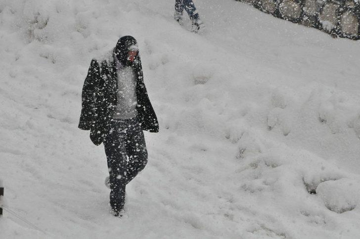 Şırnak’ta çocukların kızak keyfi G2