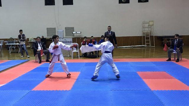 İller Arası Karate Şampiyanası sona erdi