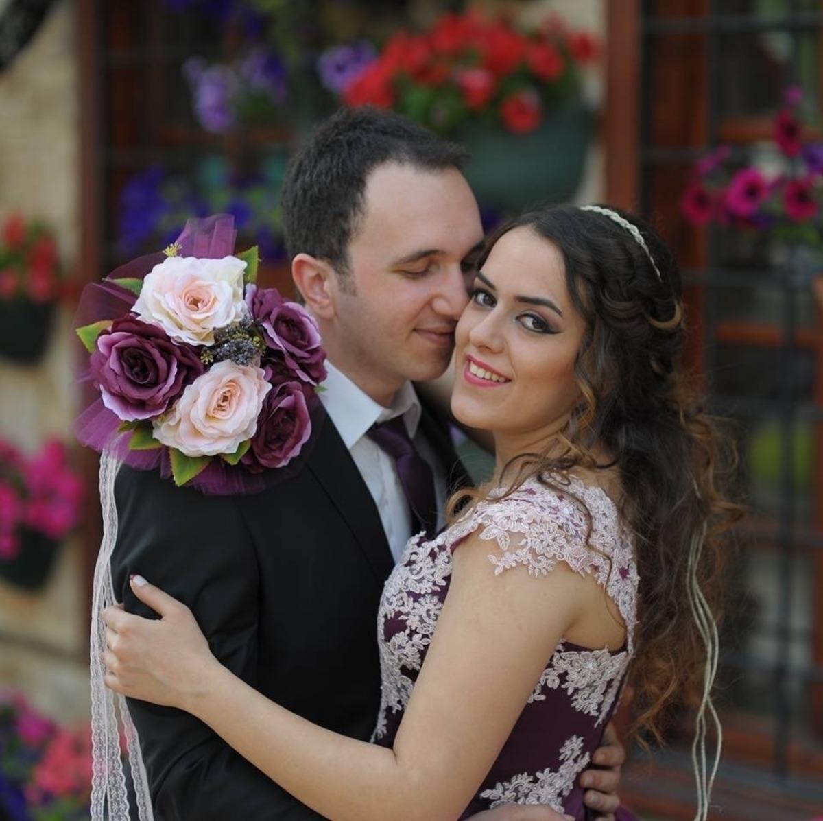 Antalya'da korkun&ccedil; kaza! Yeni evli &ccedil;ifti trafik kazası ayırdı