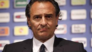 Gözler Prandelli'de