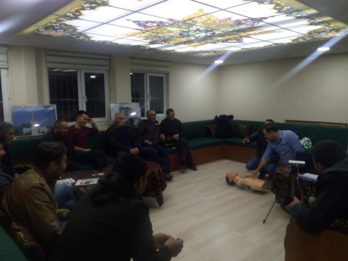Avcılara &rsquo;&rsquo;Uygulamalı İlk yardım&rsquo;&rsquo; eğitimi