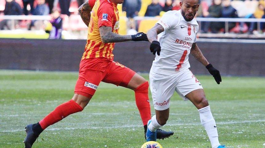 Kayserispor&rsquo;un stoperi Angelo: "Pes etmeyeceğiz"