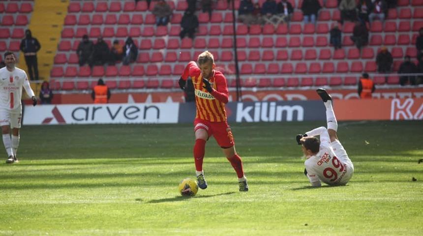 Pedro Henrique yine gol&uuml;n&uuml; attı