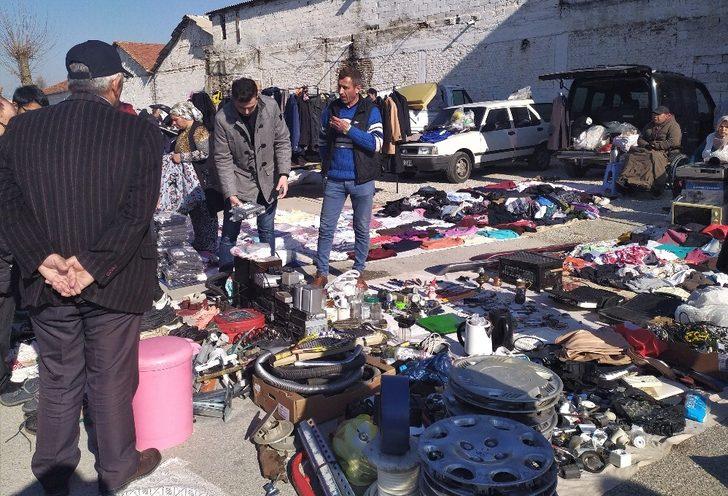 Bu pazarda her şey 3’de bir fiyatına G1