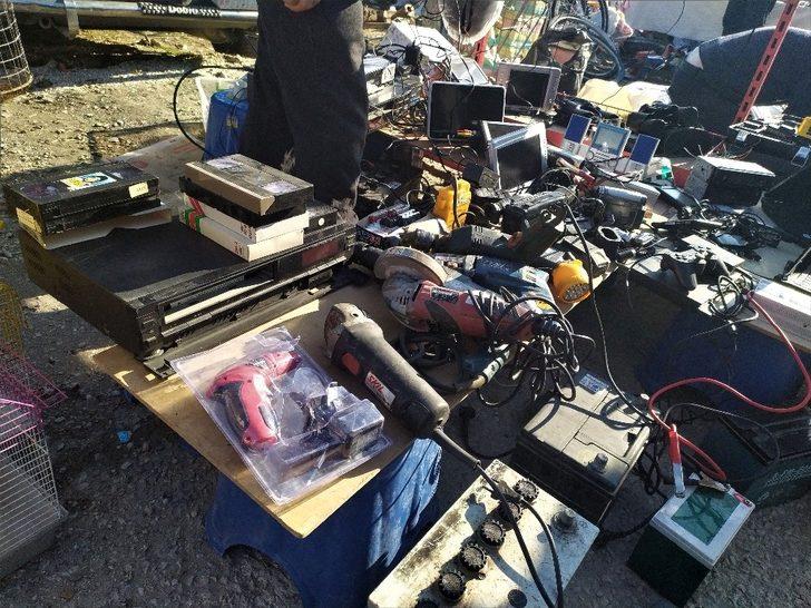 Bu pazarda her şey 3’de bir fiyatına G3