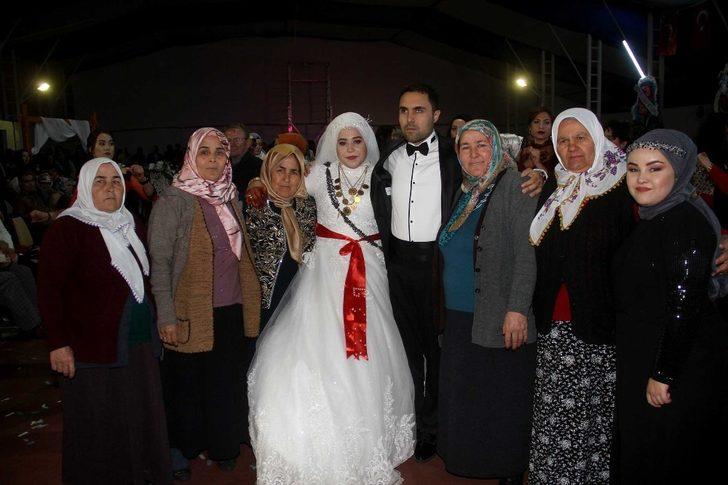 Fethiye’de engelleri aşıp, evlendiler G2