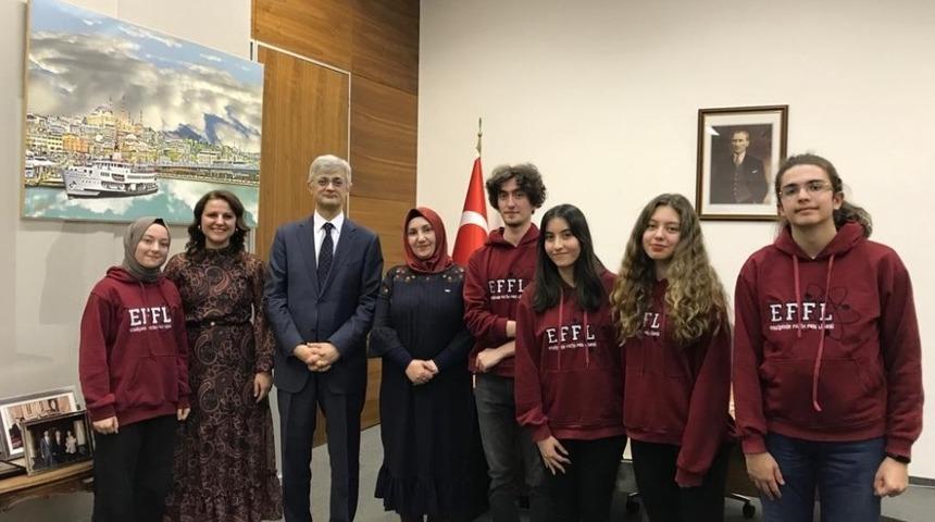 Zagreb Büyükelçisi Hızlan, Eskişehir Fatih Fen Lisesi proje ekibini kabul etti