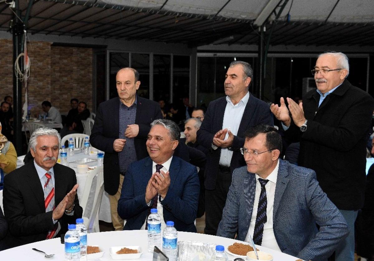 Başkan Uysal: &ldquo;Muratpaşa&rsquo;mız aşk ve g&uuml;zellik şehri&rdquo;