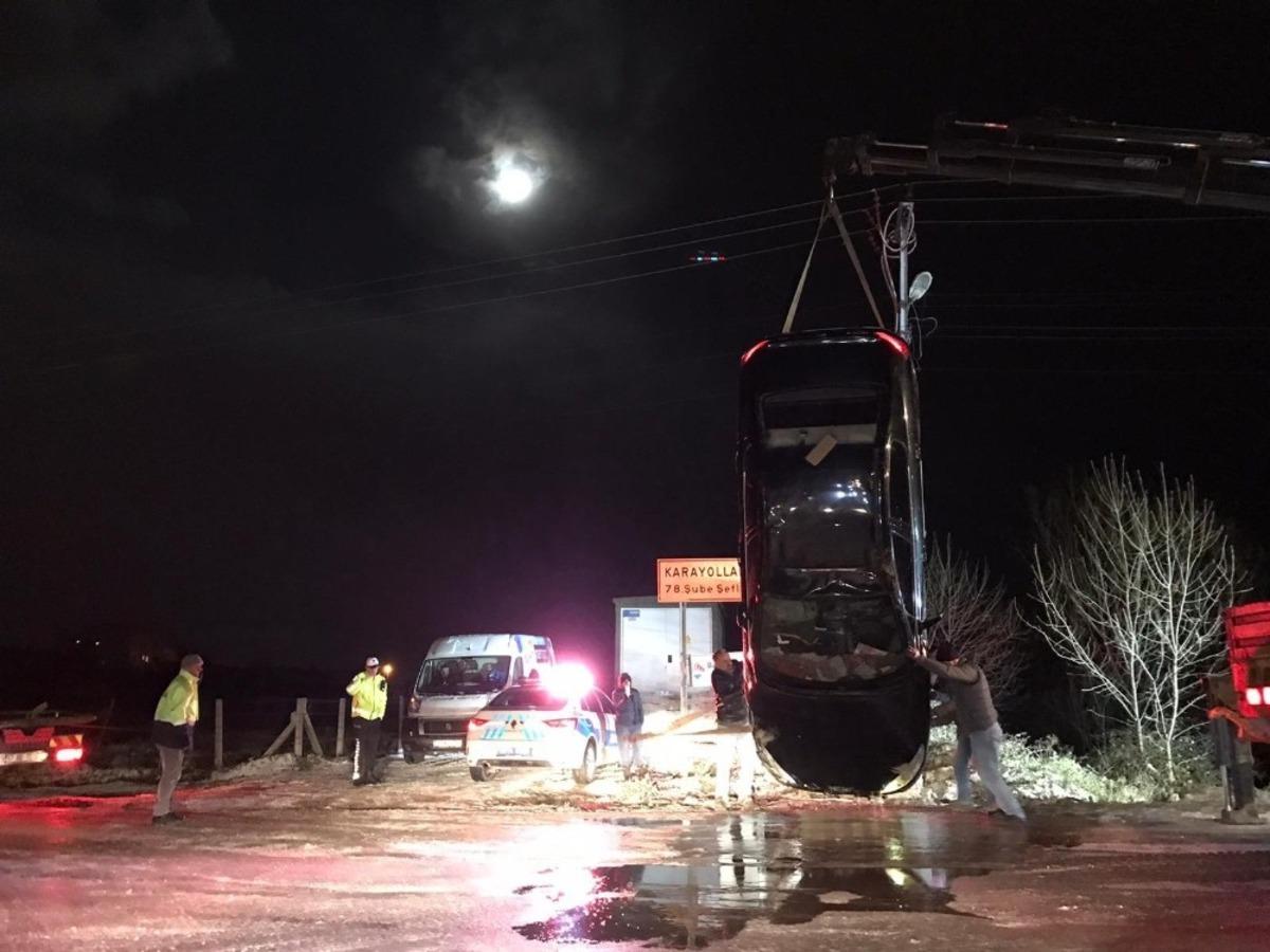 Sinop&rsquo;ta yollar buz pisti gibi