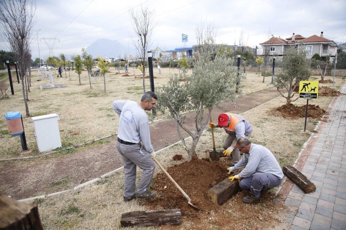 D&ouml;şemealtı Belediyesi, Elazığ depreminde hayatını kaybedenleri unutmadı