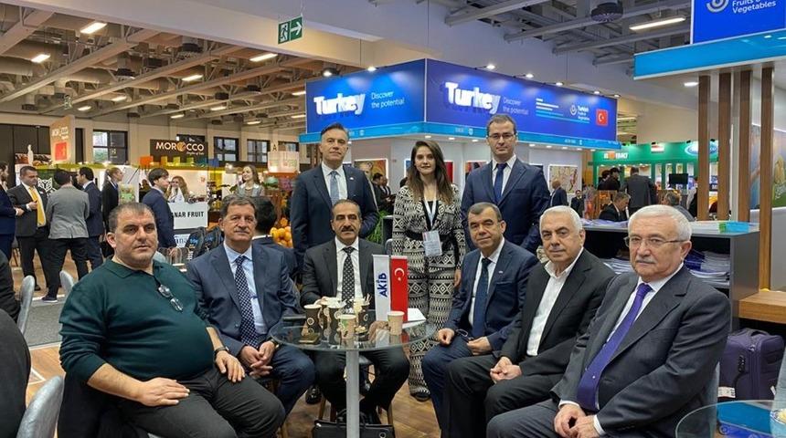 Berlin&rsquo;de T&uuml;rkiye r&uuml;zgarı esti