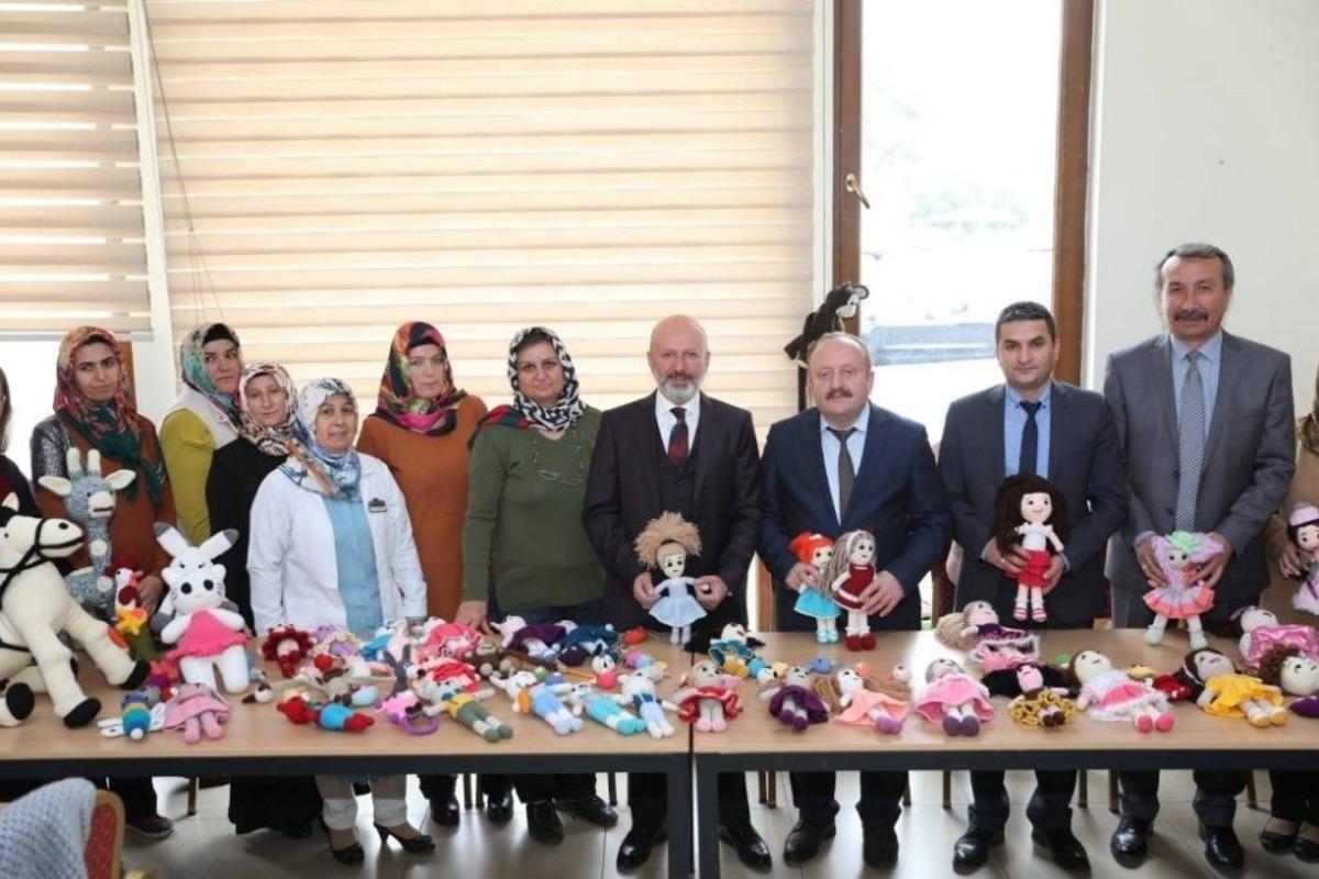 Kocasinan&rsquo;ın kursları istihdama ve aile ekonomisine katkı sağlıyor